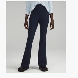 Groove Super-High-Rise Flared Pant Nulu